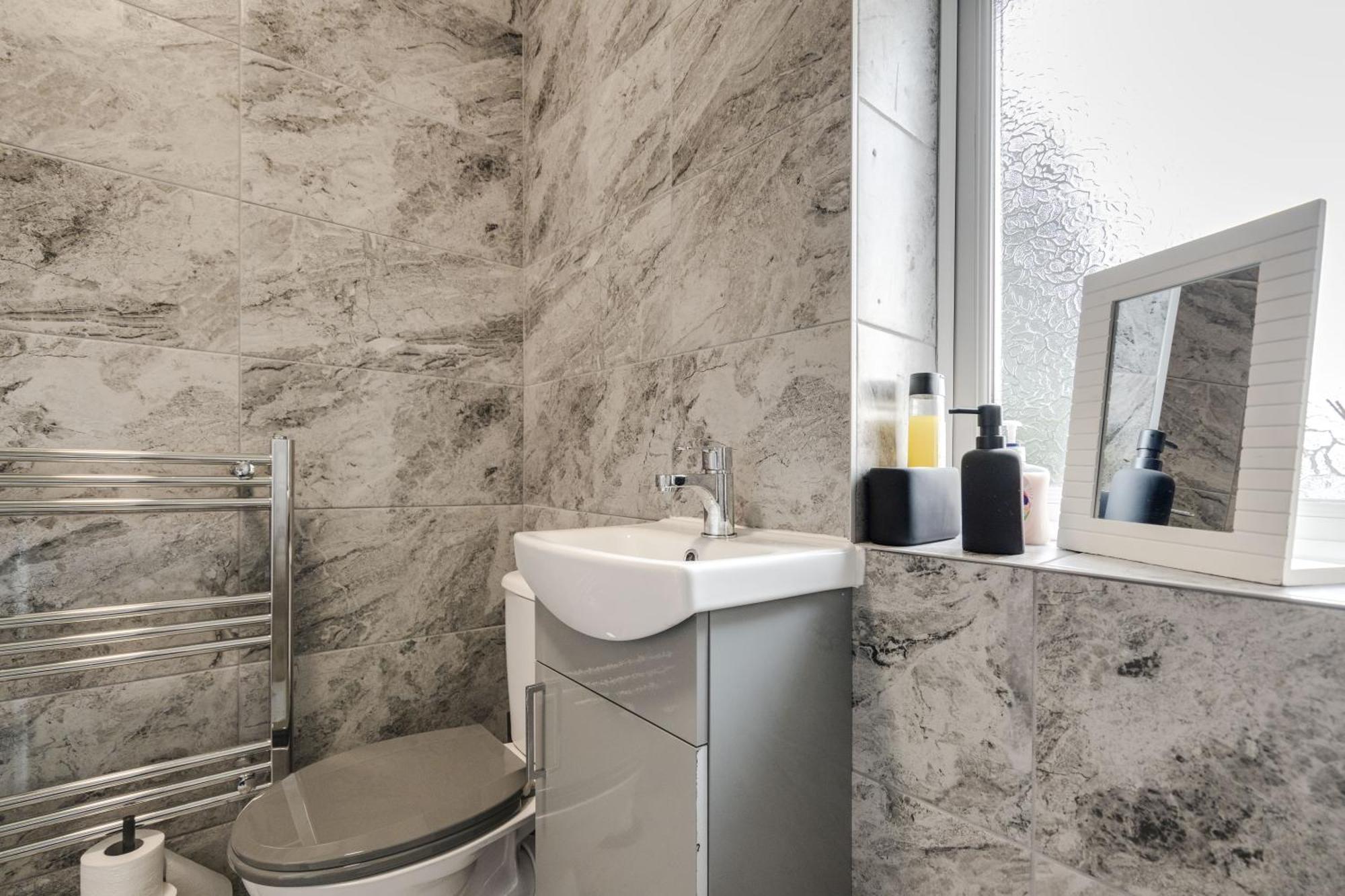Shawe House - 10 Minute Mcr Airport - Free Parking Villa Уидъншоо Стая снимка