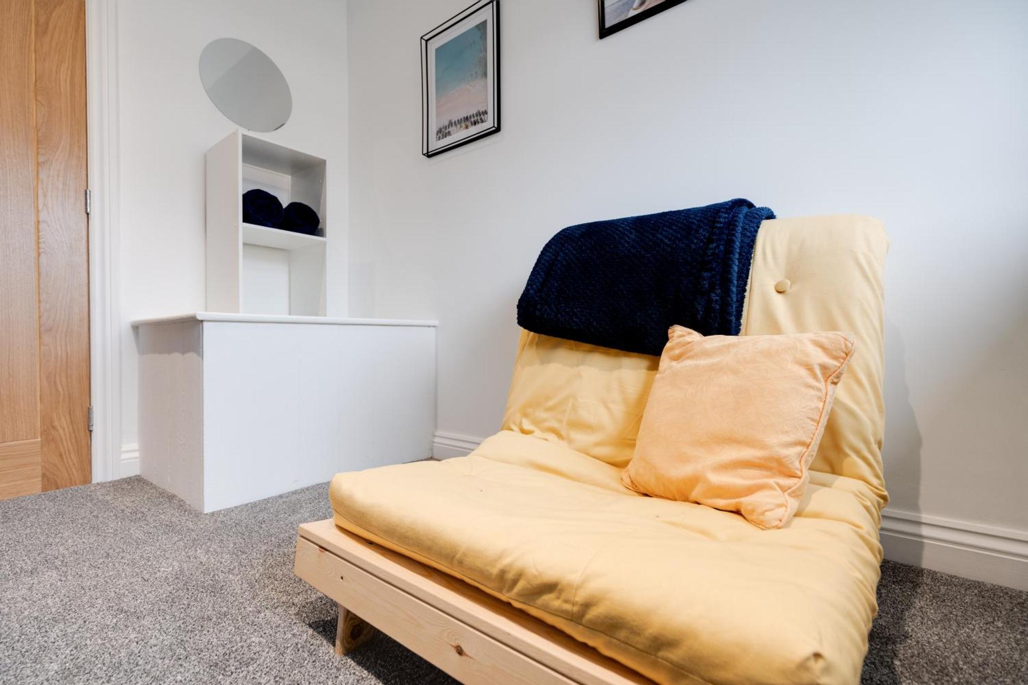 Shawe House - 10 Minute Mcr Airport - Free Parking Villa Уидъншоо Стая снимка