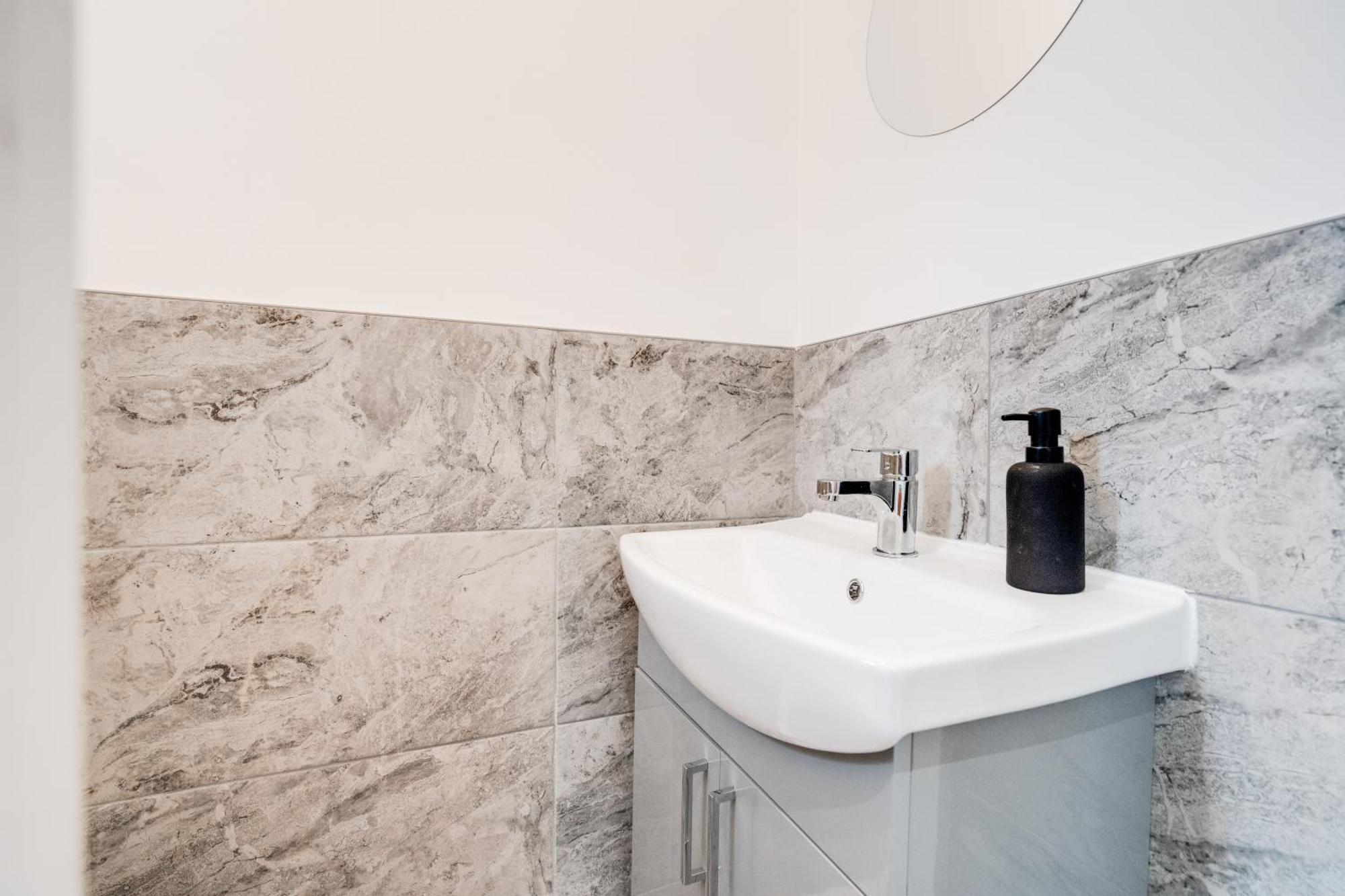 Shawe House - 10 Minute Mcr Airport - Free Parking Villa Уидъншоо Стая снимка